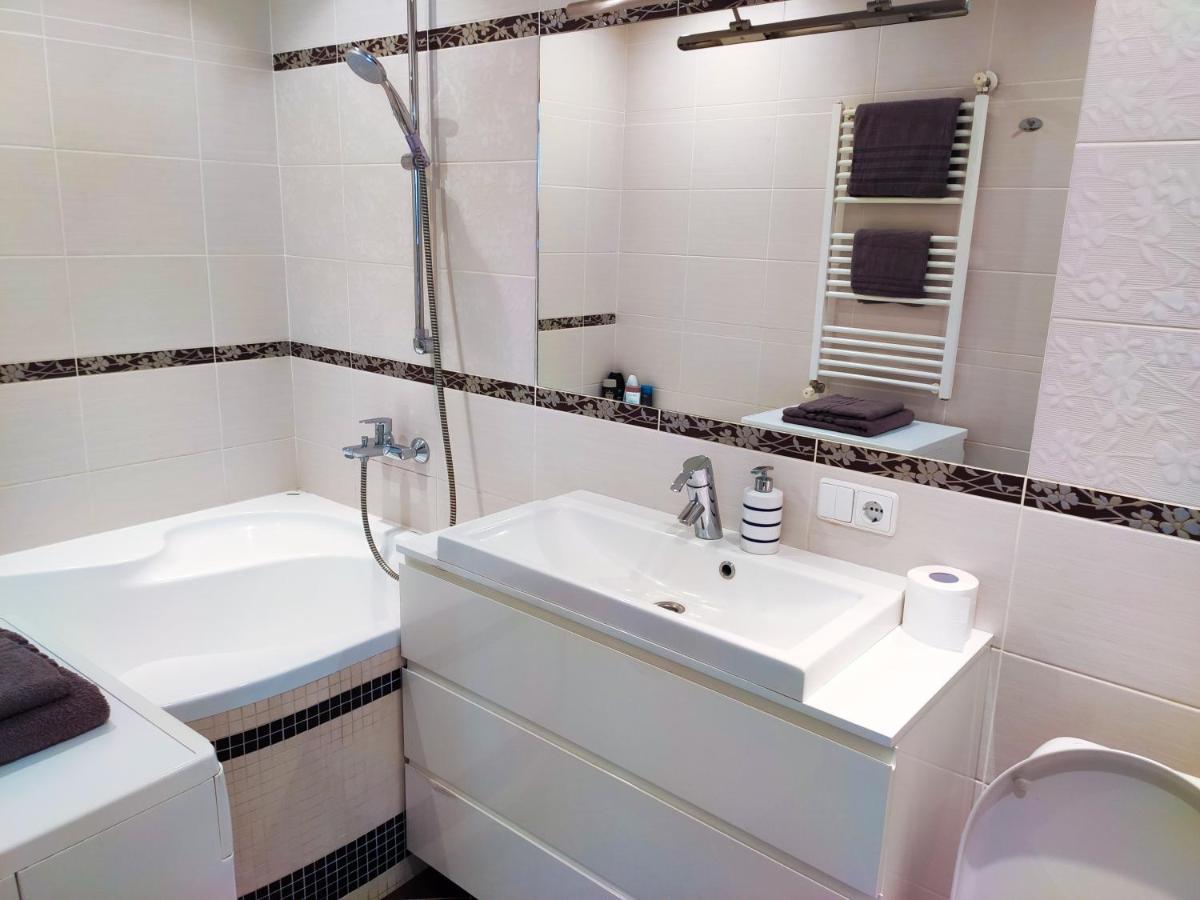 Nikoletos Apartamentai Panevėžys Exteriör bild
