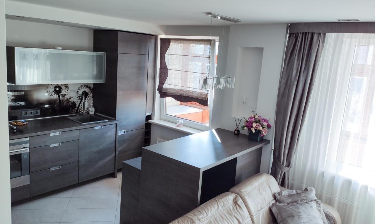 Nikoletos Apartamentai Panevėžys Exteriör bild