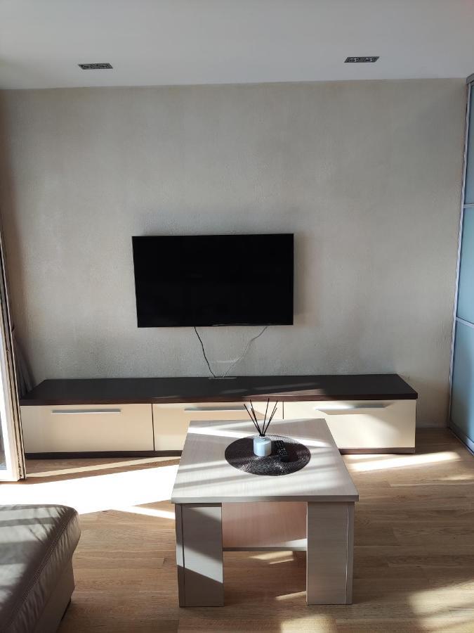 Nikoletos Apartamentai Panevėžys Exteriör bild