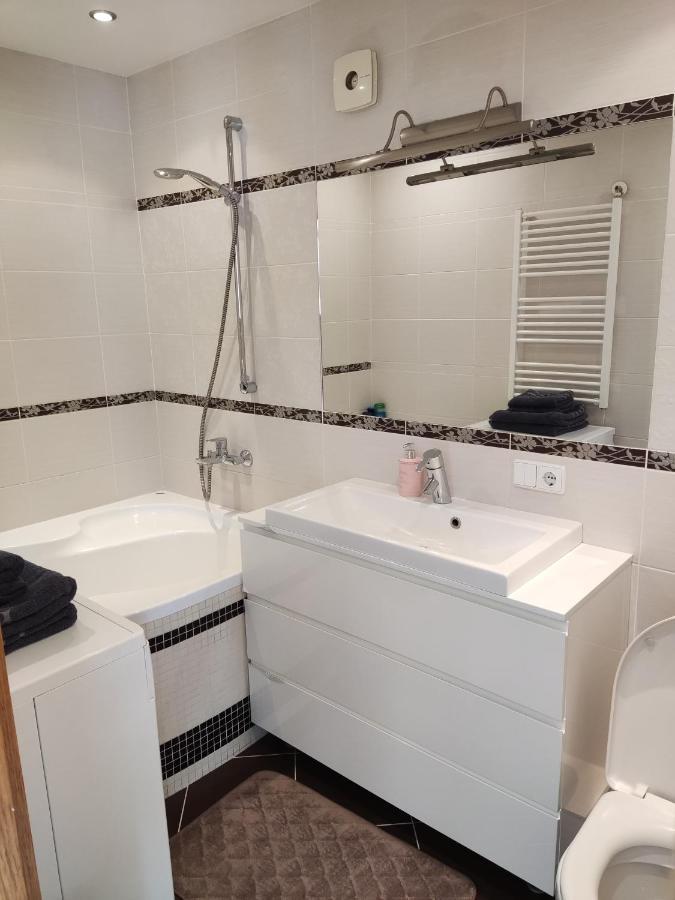 Nikoletos Apartamentai Panevėžys Exteriör bild