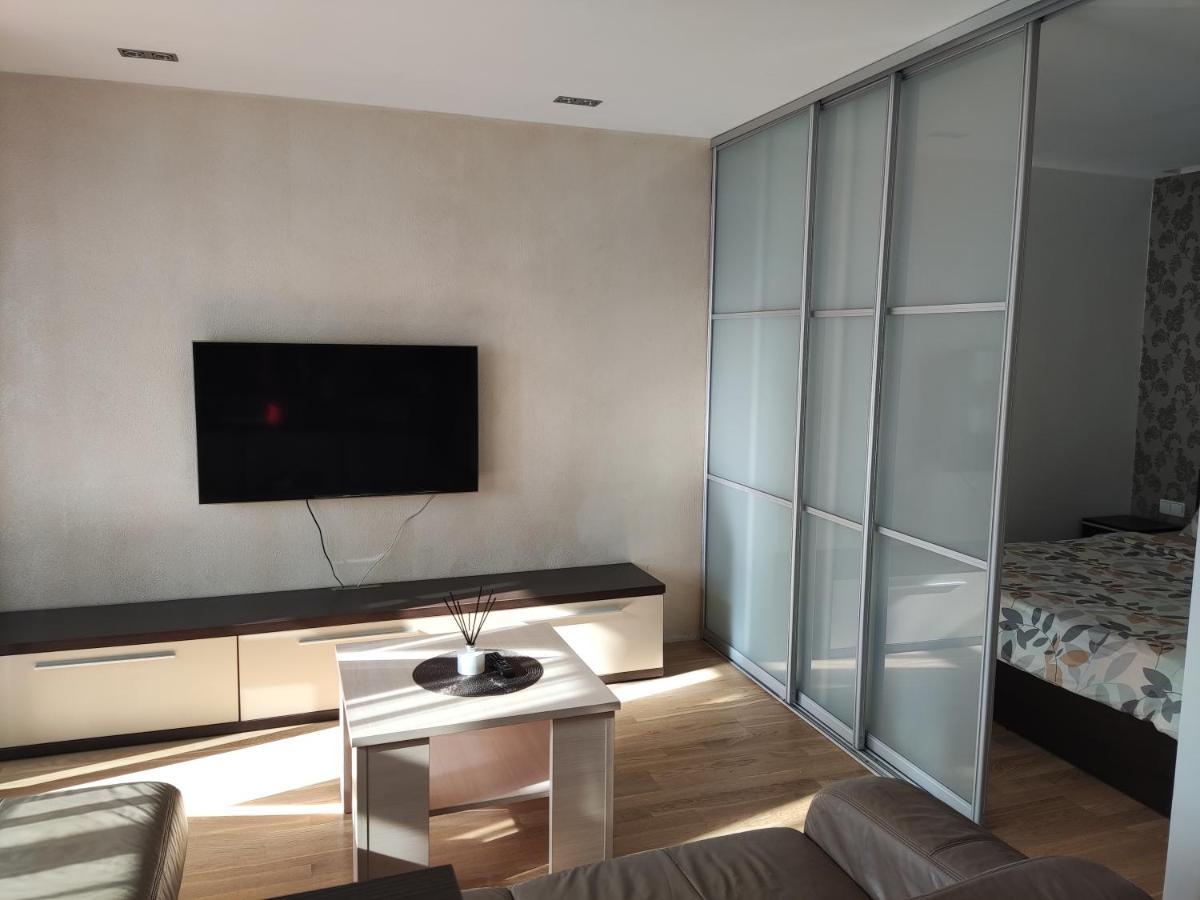 Nikoletos Apartamentai Panevėžys Exteriör bild